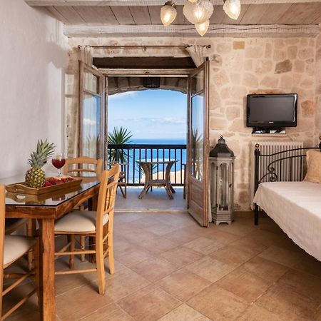 Strofilia Authentic Villas Skinaria Exterior photo