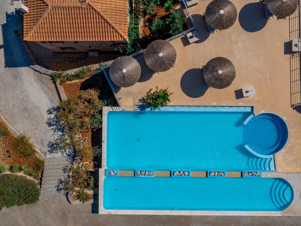 Strofilia Authentic Villas Skinaria Exterior photo