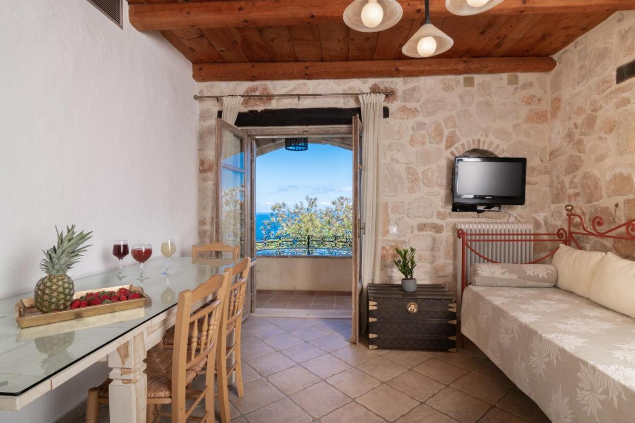 Strofilia Authentic Villas Skinaria Exterior photo