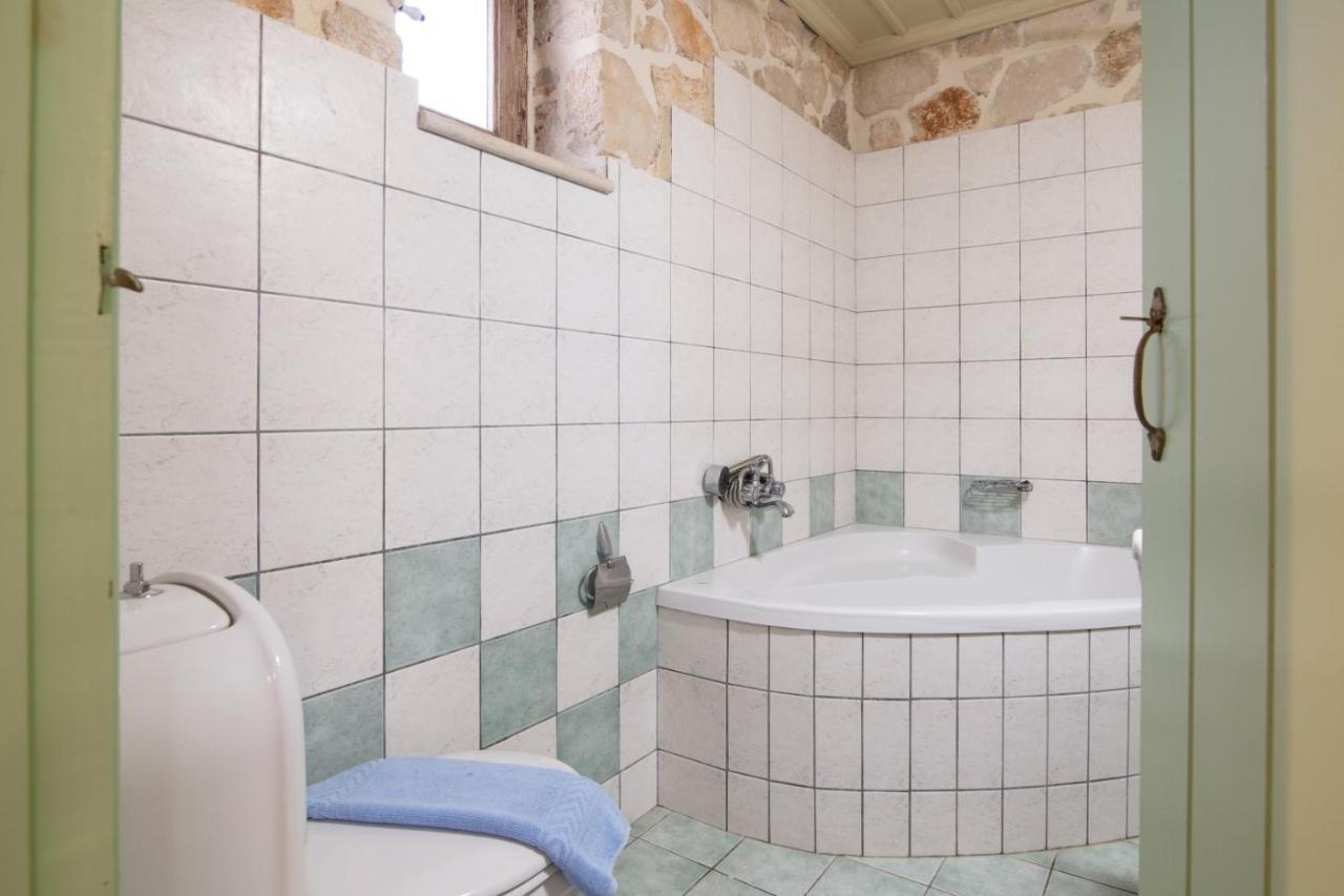 Strofilia Authentic Villas Skinaria Exterior photo