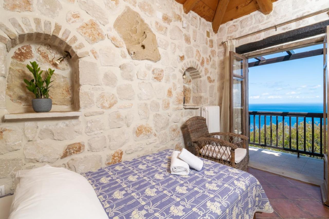Strofilia Authentic Villas Skinaria Exterior photo