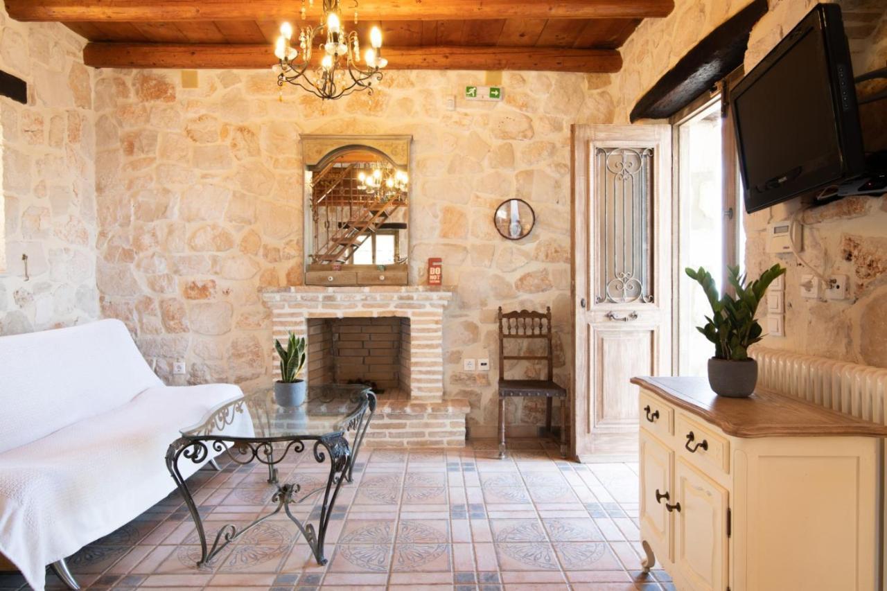 Strofilia Authentic Villas Skinaria Exterior photo
